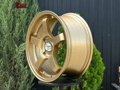 Advan Racing GT. 7.0x16", 4x100, ET38, �� 73,1���. ����