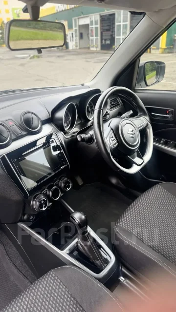 Suzuki Swift. �������, ��������, 1.0 (102��.�.), ������, 125 824����. �� ����