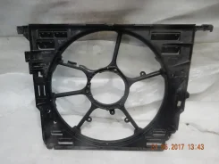 �������� ����������� BMW 5-����� F10/F11 17427612453 17427612453 ����