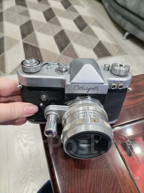 ����� ����