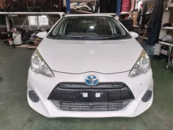 Toyota Aqua. NHP106439746, 1NZ ����