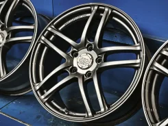 AVS Model T5. 7.5x17", 5x114.3, ET52, �� 73,1���. ����