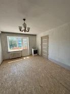 3-���������, ������, ����� 2-� ���������� 19. ���������, 59,7���.��., 4/5 ���� ����