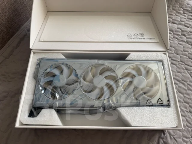 GeForce RTX 4080 ����