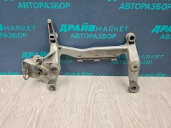 ��������� ����������� �������������� Volkswagen Touareg GP 7L0616879 ����