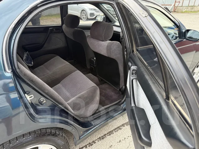 Toyota Corona. ��������, ��������, 1.6 (115��.�.), ������, 126����. �� ����