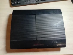 Sony PlayStation 3 Super Slim ����