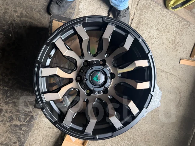 Wilcroxx. 8.5x16", 6x139.7, ET0, �� 110,1���. ����