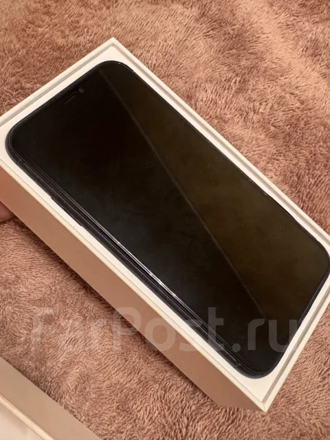 Apple iPhone 11. �/�, 256 ��, ������, 4G LTE, 5G, NFC, eSIM, ������� �������, ������������ ������� ����