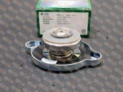 ������ (������) ��������� 0.9 ��/��2 Futaba R123 R123 ����