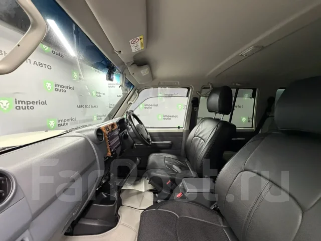 Toyota Land Cruiser. ��������, 4wd, 4.0 (231��.�.), ������, 35 000����. �� ����