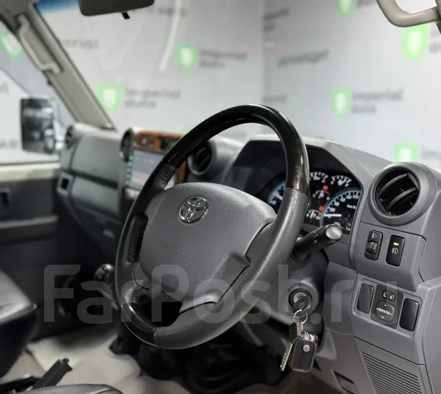 Toyota Land Cruiser. ��������, 4wd, 4.0 (231��.�.), ������, 35 000����. �� ����