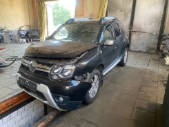 Renault Duster. HSA, F4R ����