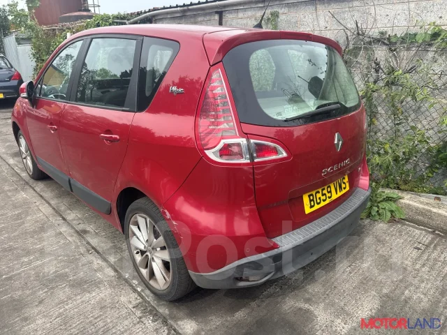 ���������� ��������� Renault Scenic 2009-2012 21338877 214810898R ����