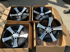 Huatai Wheel. 6.5x15", 5x114.3, ET20, �� 73,1���. ����