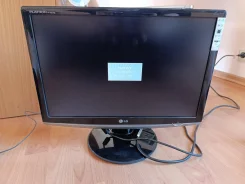 LG. 19", ���������� �� (LCD, LED, QLED) ����