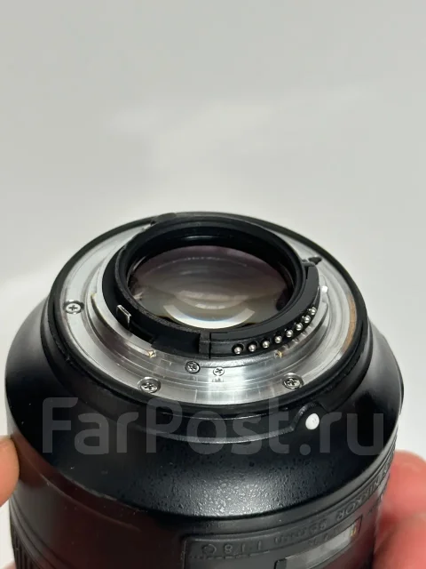 Nikon. ������� ������� 72 �� ����