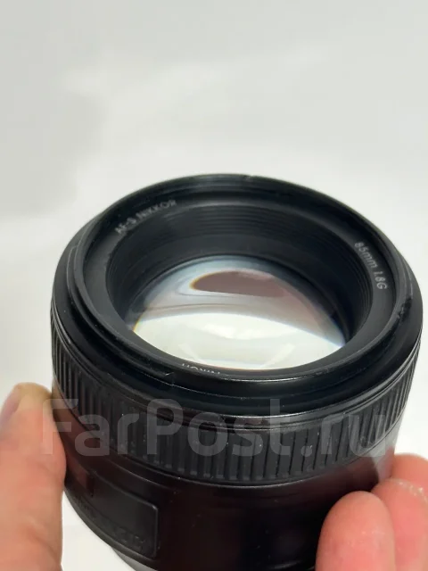 Nikon. ������� ������� 72 �� ����