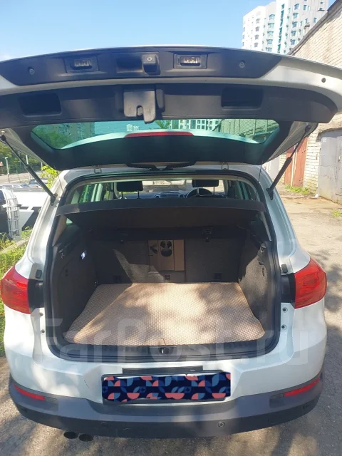Volkswagen Tiguan. �������, ��������, 1.4, ������, 142 427����. �� ����