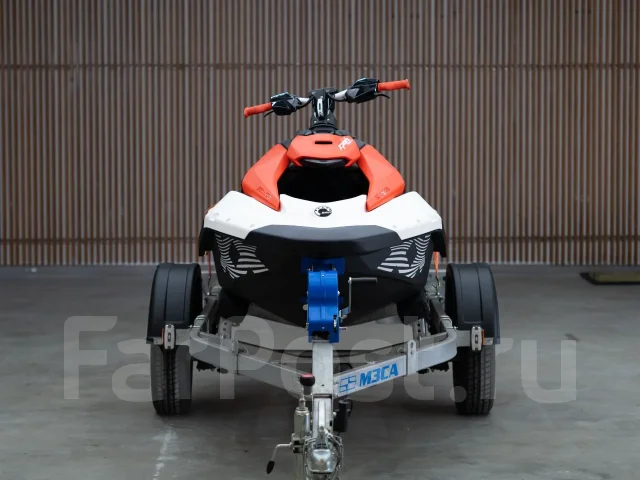 BRP Sea-Doo Spark Trixx. 2024 ��� ����
