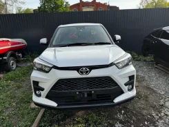 Toyota Raize ����