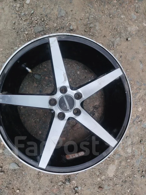 Vossen. 7.5x17", 5x100 ����