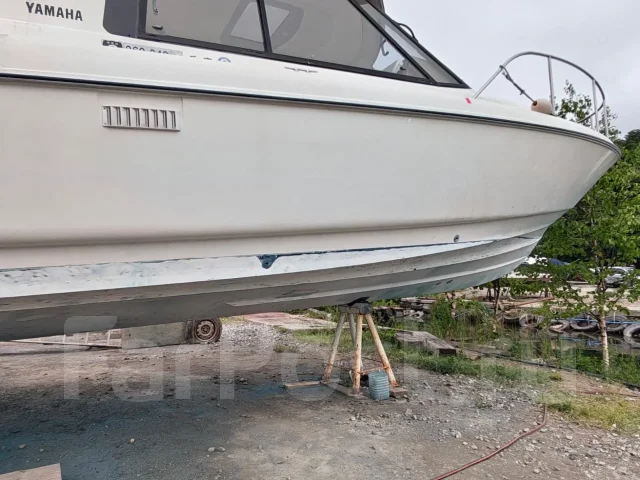 Yamaha CR-27. 2004 ���, ����� 8,5��., ��������� ���������, 300��.�., ������ ����
