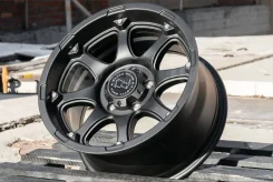 MLJ Black Rhino Glamis. 9.0x17", 5x127, ET12, �� 71,6���. ��� ����� �� �������� ����
