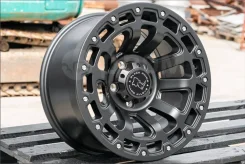 MLJ Black Rhino Razorback. 9.0x17", 5x127, ET12, �� 71,5���. ��� ����� �� �������� ����