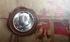 50 ������ ��� 1983 �. UNC �� ������. P ����
