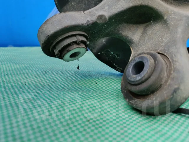 ����� ������ ������ BMW E90 E91 E92 E93 E81 E82 E87 E88 33326774810 ����