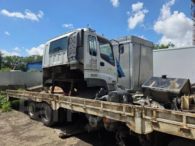 Isuzu Giga ����