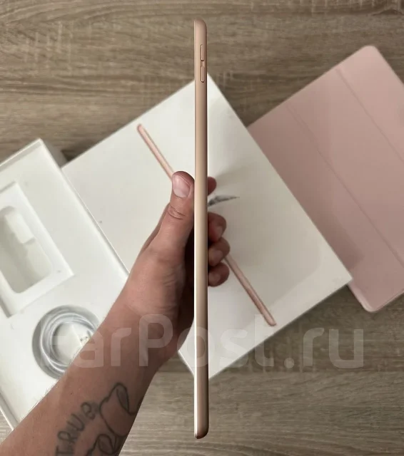 Apple iPad 7. ������ 128 �� ����