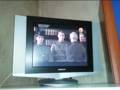 Samsung. LCD (��) ����