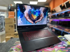 MSI. 17.4", ��� 16 ��, WiFi: 1, Bluetooth: 1 ����