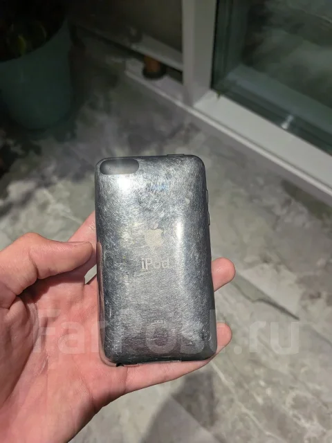 Apple iPod touch 3. ����