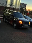 Mitsubishi Pajero ����