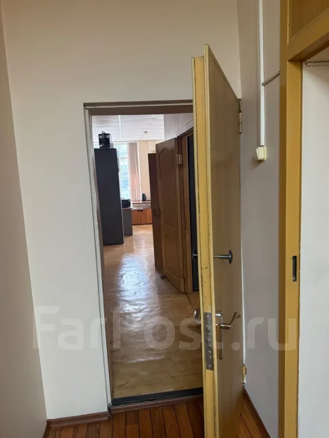 ��������� ����. 334��&sup2;, ����� ��������� 4, �-� ��������, 3/9 ����, ��� ������� 20% ����
