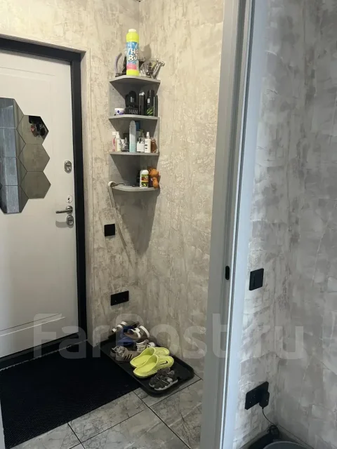 ������ ���. �-� � ������ ������������, ��� 80.6��&sup2;, ������� 12.7����., ���, ����: ��������, ������������� 15 ��� ����
