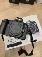 Canon EOS 5D Mark II ����