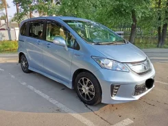 Honda Freed. ��������, ��������, 1.0 (88��.�.), ������, 88 000����. �� ����