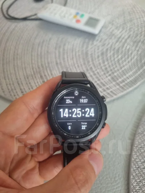 Samsung Galaxy Watch3 ����