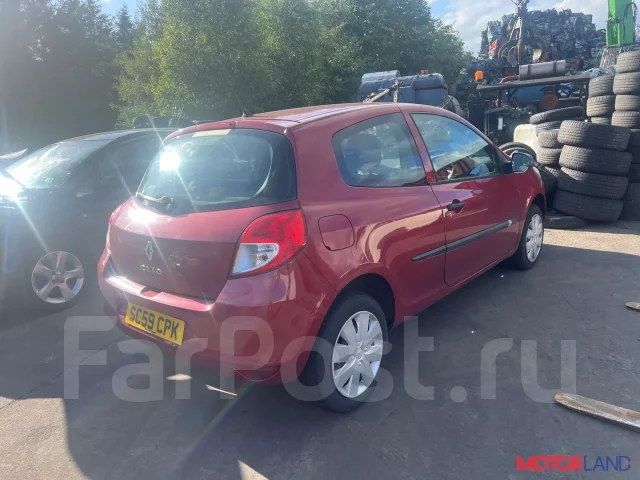��������� Renault Clio 2009-2012 21372668 8200654541 ����