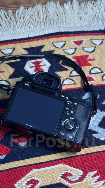Sony Alpha ILCE-7 ����