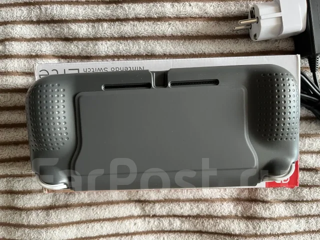 Nintendo Switch Lite ����