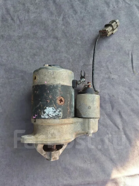 ������� Nissan Atlas UF22 2330018C03 ����