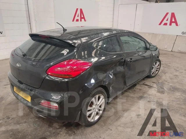 ������� Kia Ceed 2012-2018 21340708, ����� ������ 58300A2300 ����
