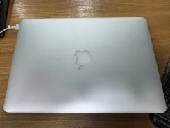 Apple MacBook Air 13. 13" ����