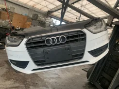 ������� Audi A4 15.06.2012 8K0807065D B8 CDNB (2.0) 8K0807065D ����