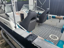Striper. 2003 ���, ����� 5,9��., ��������� ���������, 175��.�., ������ ����